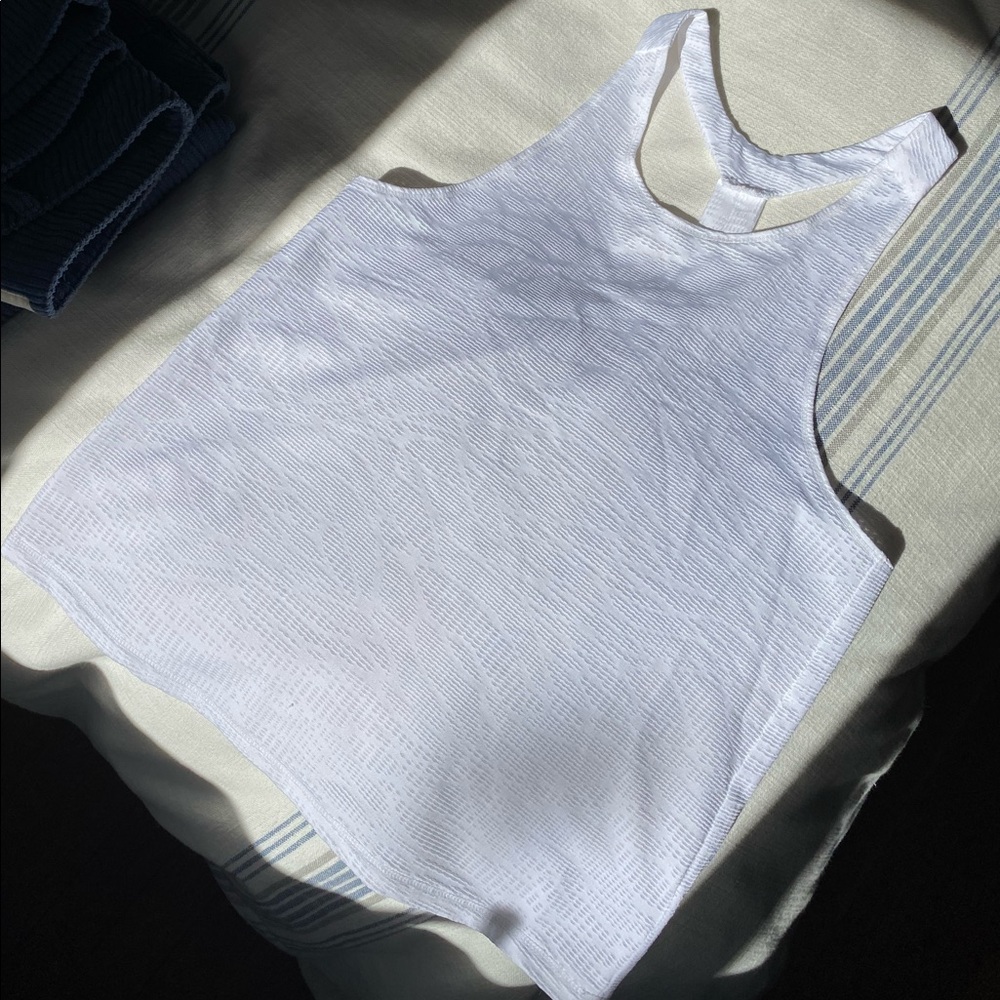Sports top
